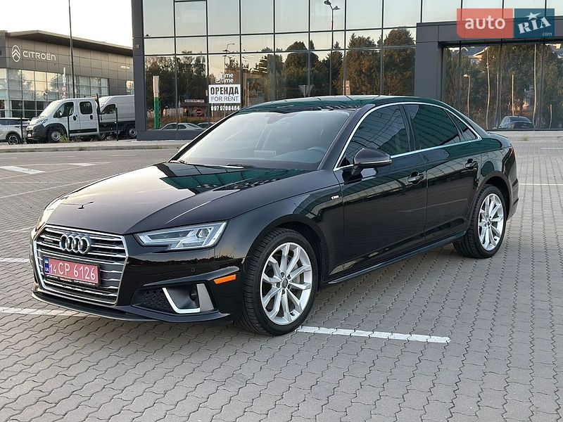 Седан Audi A4 2019 в Львові
