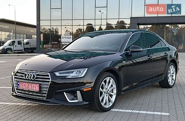 Седан Audi A4 2019 в Львові