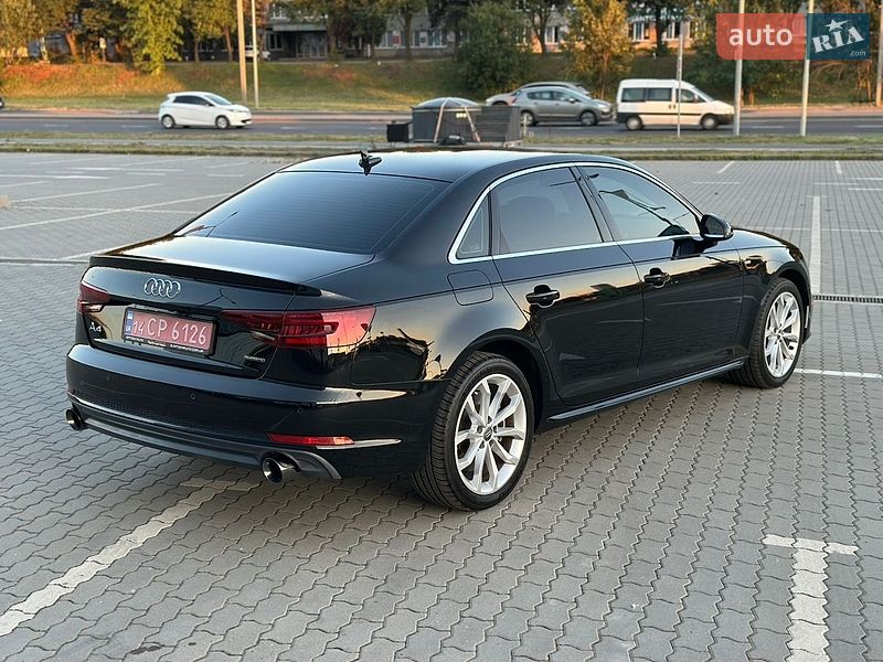 Седан Audi A4 2019 в Львові