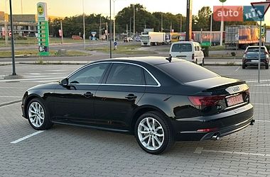 Седан Audi A4 2019 в Львові