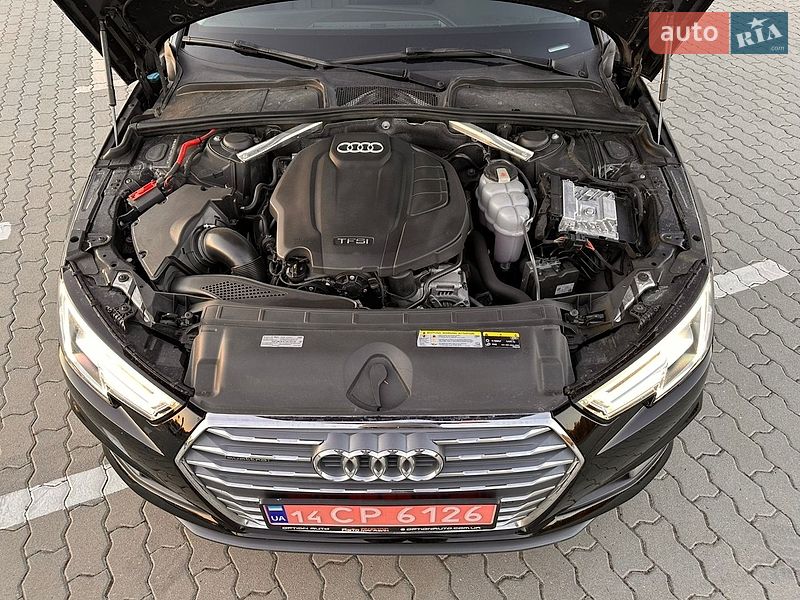 Седан Audi A4 2019 в Львові
