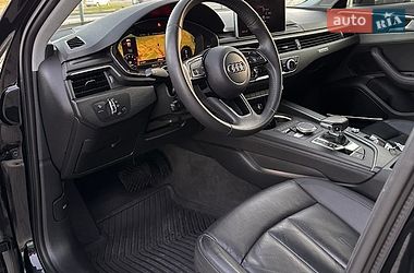 Седан Audi A4 2019 в Львові