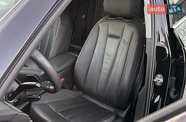 Седан Audi A4 2019 в Львові