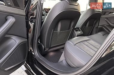Седан Audi A4 2019 в Львові