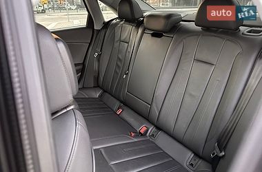 Седан Audi A4 2019 в Львові