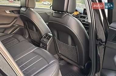Седан Audi A4 2019 в Львові