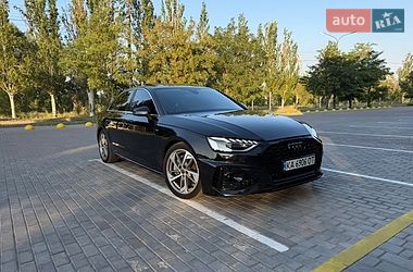 Audi A4  2021