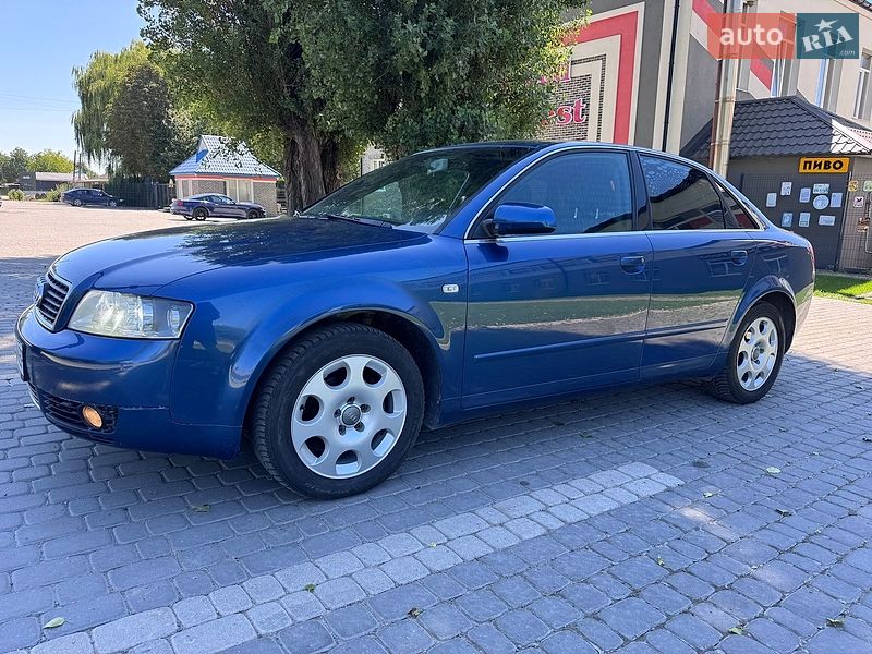 Седан Audi A4 2004 в Києві