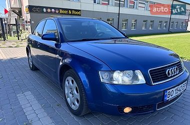 Седан Audi A4 2004 в Києві