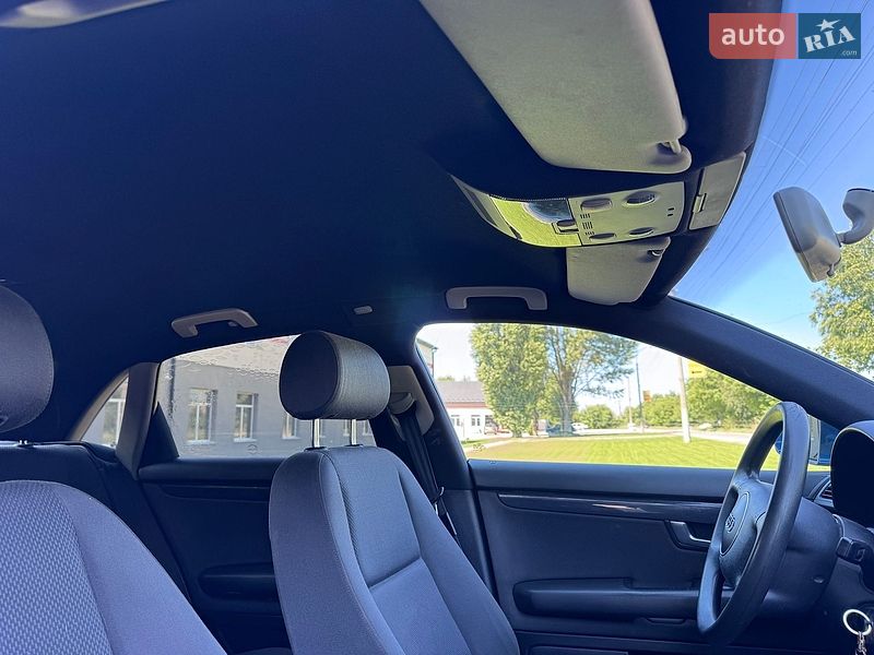Седан Audi A4 2004 в Києві