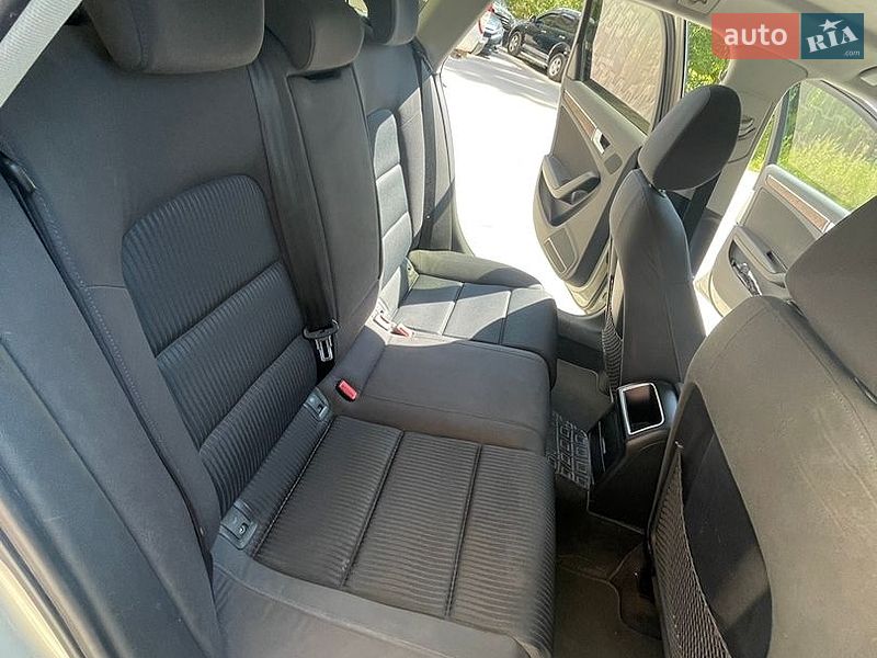 Универсал Audi A4 2012 в Вышгороде