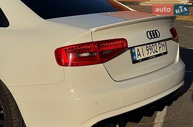 Седан Audi A4 2012 в Киеве