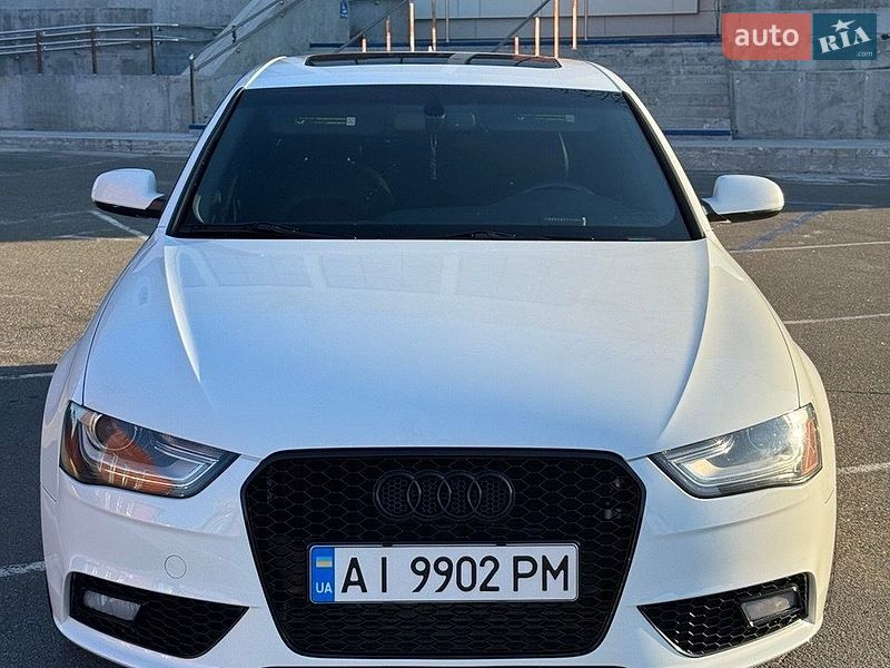 Седан Audi A4 2012 в Киеве