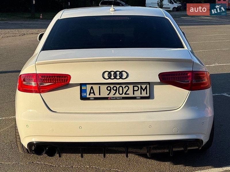 Седан Audi A4 2012 в Киеве