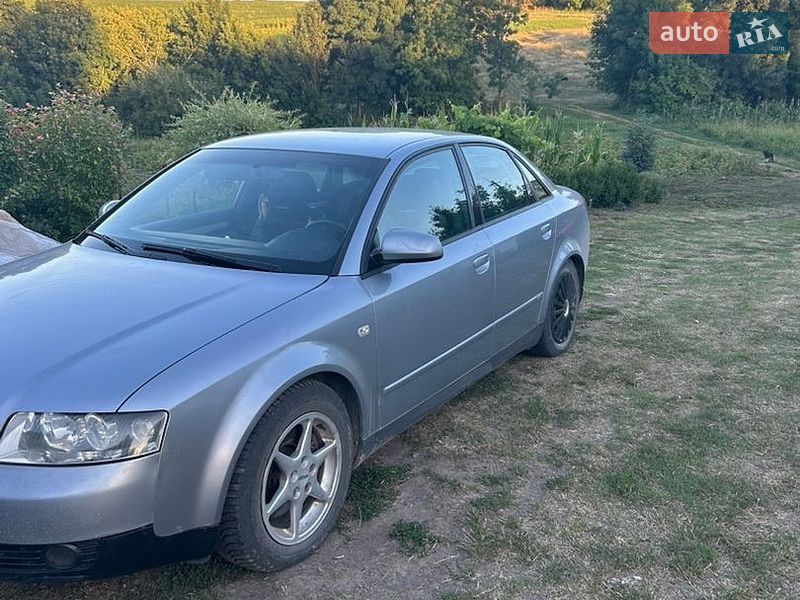Седан Audi A4 2002 в Красилове