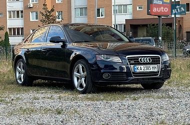Audi A4  2011