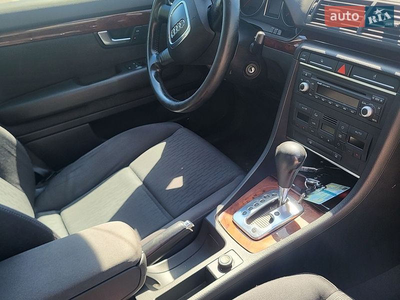 Седан Audi A4 2006 в Киеве
