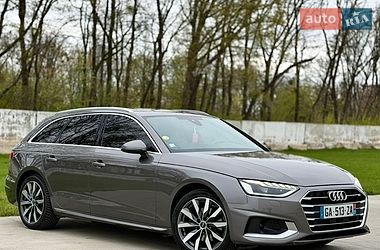 audi a4 2022 в Луцк от профессионального продавца Дмитро