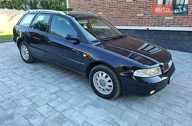 Универсал Audi A4 2000 в Черновцах