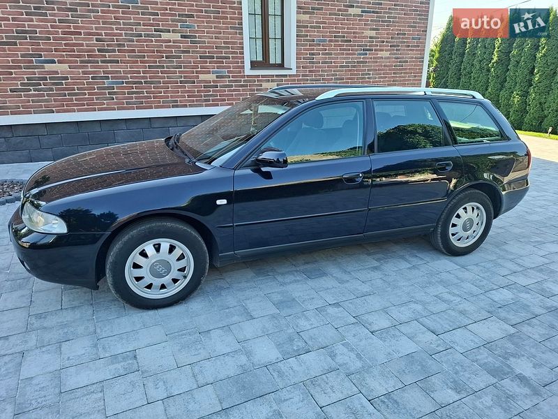 Универсал Audi A4 2000 в Черновцах