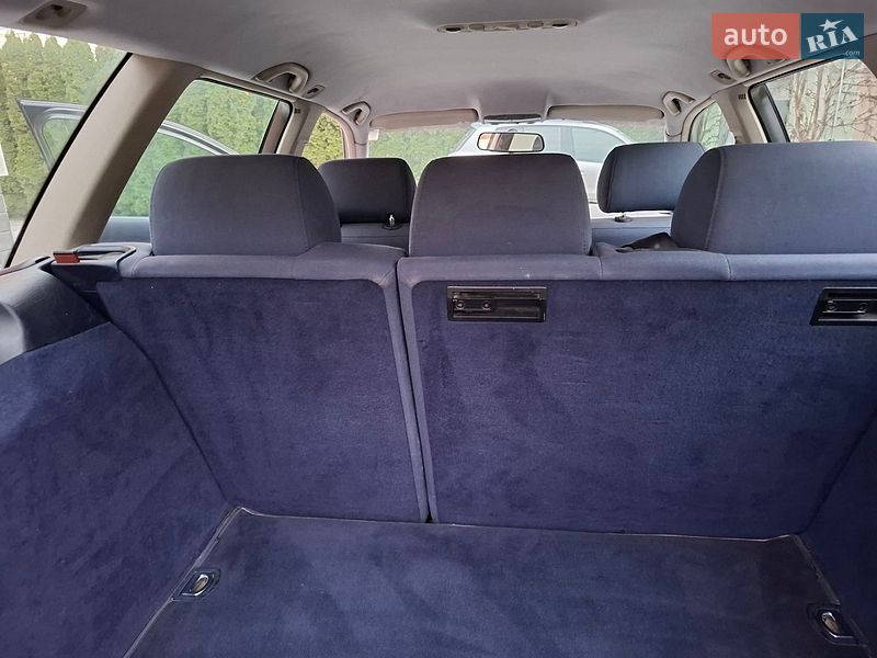 Универсал Audi A4 2000 в Черновцах