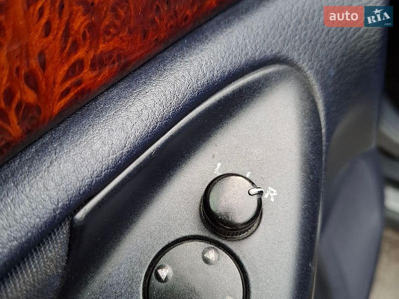 Универсал Audi A4 2000 в Черновцах