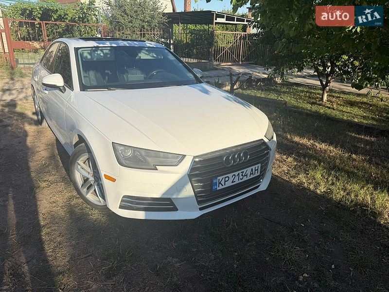 Седан Audi A4 2016 в Запорожье