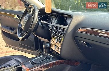 Седан Audi A4 2012 в Дунаевцах