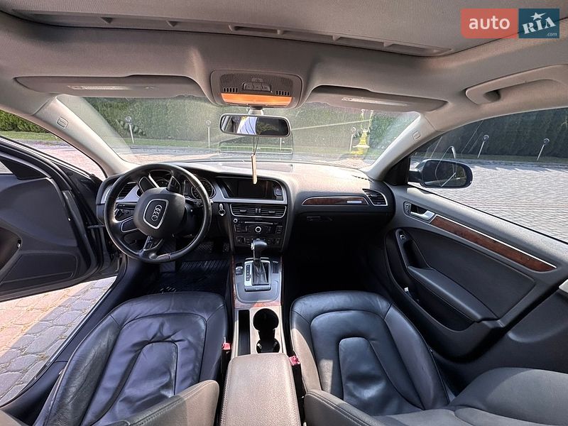 Седан Audi A4 2012 в Дунаевцах