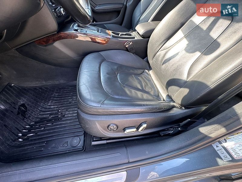 Седан Audi A4 2012 в Дунаевцах