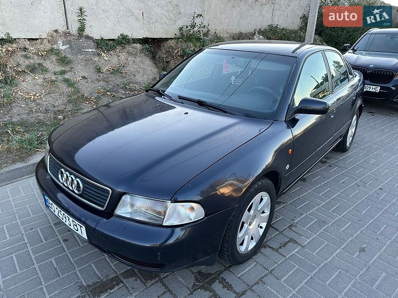 Седан Audi A4 1998 в Тернополе