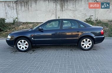 Седан Audi A4 1998 в Тернополе
