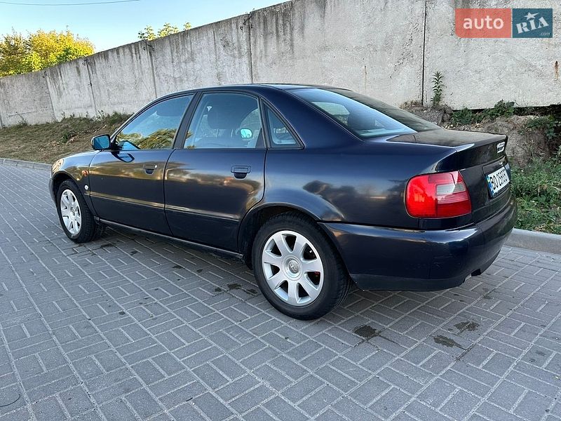 Седан Audi A4 1998 в Тернополе