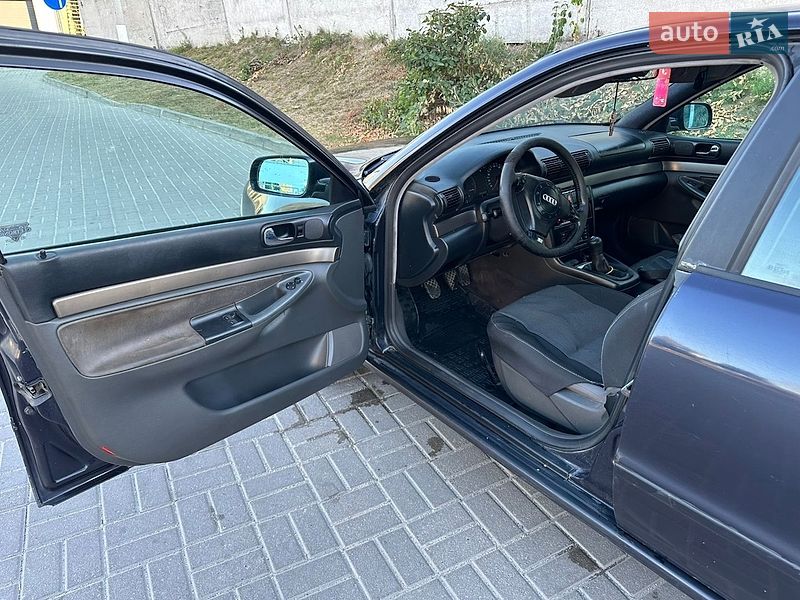 Седан Audi A4 1998 в Тернополе