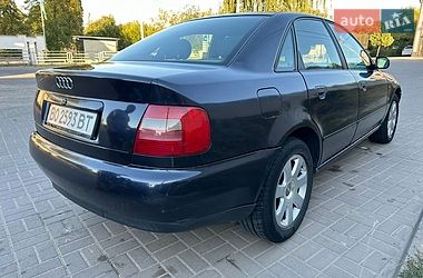 Седан Audi A4 1998 в Тернополе