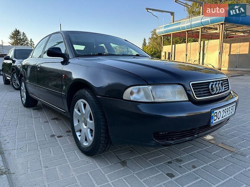 Седан Audi A4 1998 в Тернополе