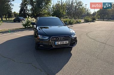 Audi A4  2013