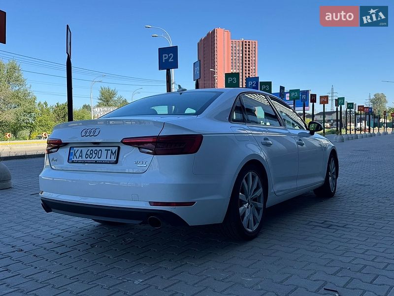 Седан Audi A4 2017 в Києві