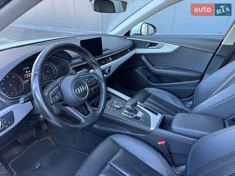 Седан Audi A4 2017 в Києві