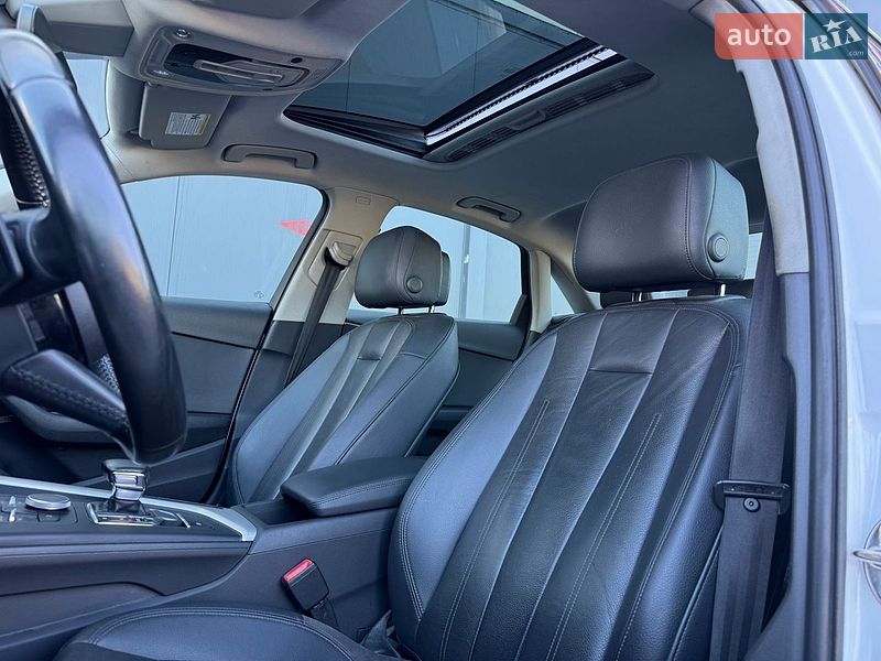 Седан Audi A4 2017 в Києві