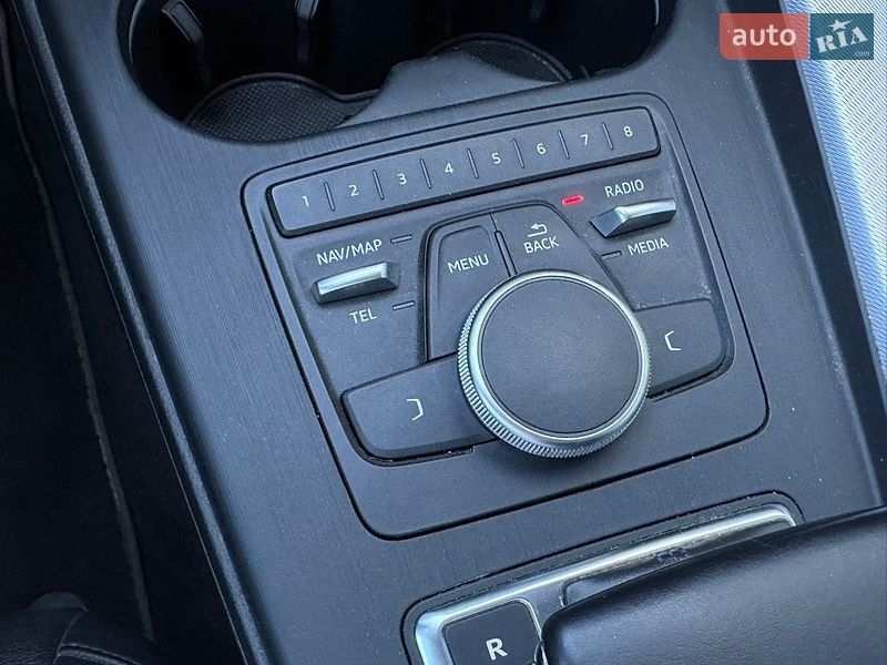 Седан Audi A4 2017 в Києві
