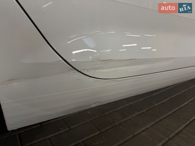 Седан Audi A4 2017 в Києві