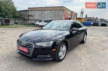 Audi A4  2017