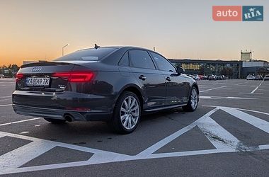 Audi A4  2018