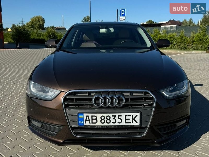 Седан Audi A4 2012 в Вінниці