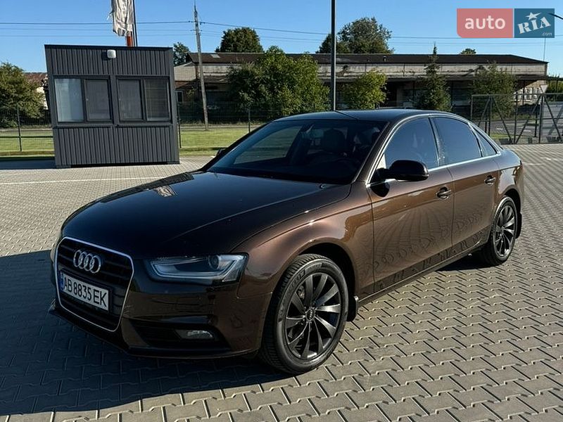 Седан Audi A4 2012 в Вінниці