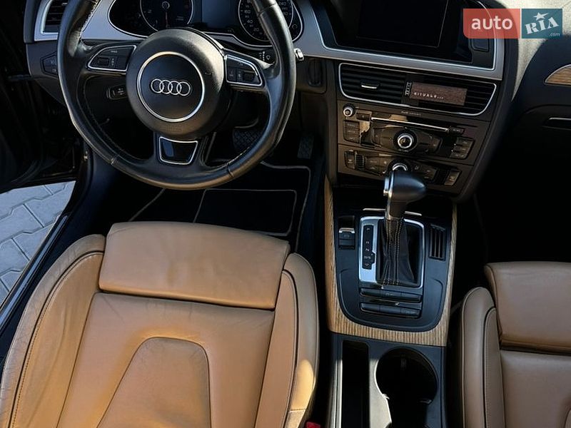 Седан Audi A4 2012 в Вінниці