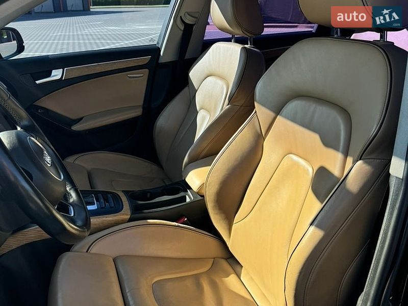 Седан Audi A4 2012 в Вінниці