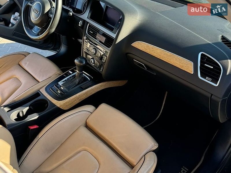 Седан Audi A4 2012 в Вінниці