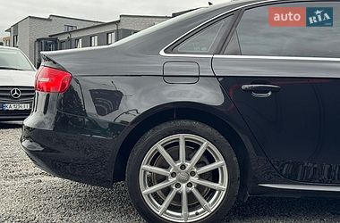 Седан Audi A4 2013 в Луцьку